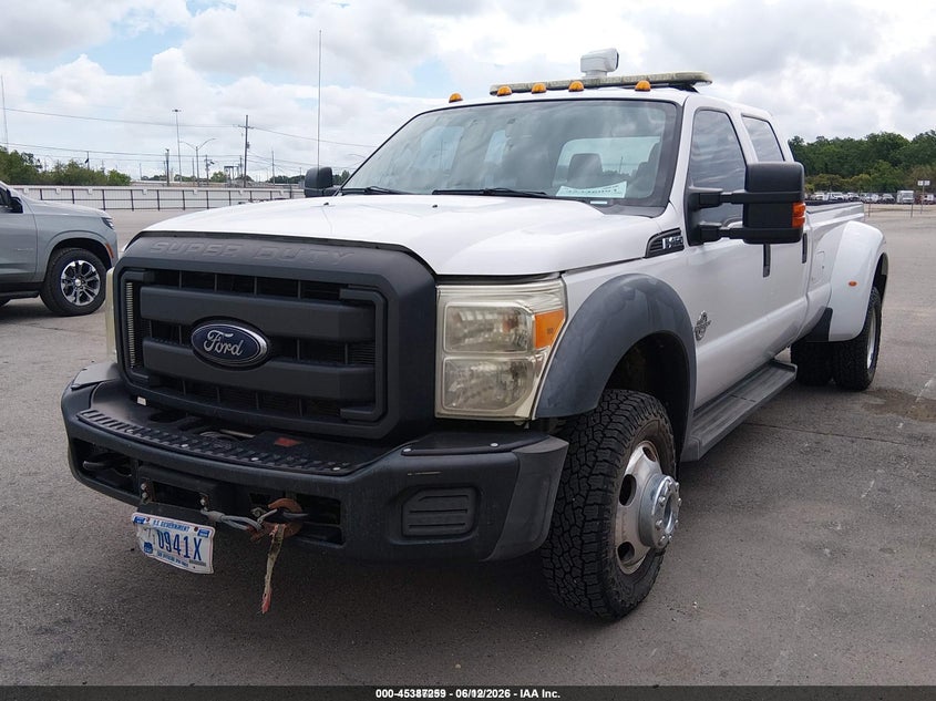 2012 FORD SUPER DUTY F-450 DRW auction photo 2