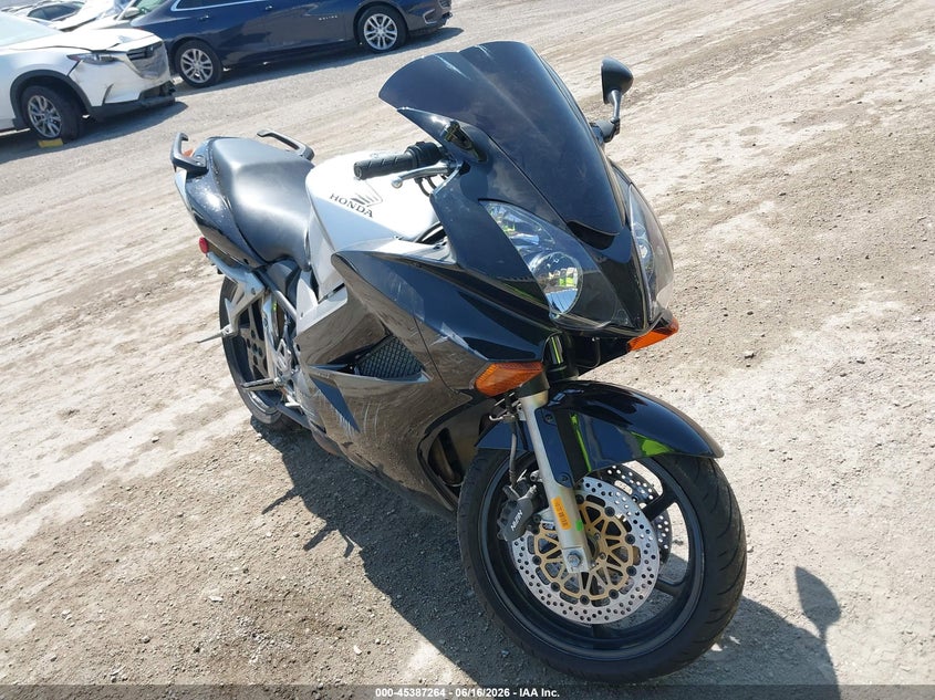 2003 Honda Vfr800