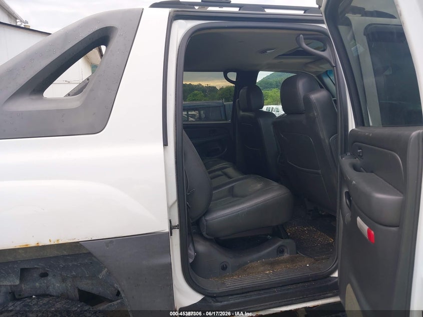 2003 Chevrolet Avalanche 1500 VIN: 3GNEK13T23G156396 Lot: 45387306