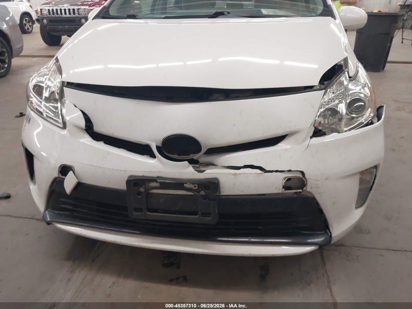 2012 TOYOTA PRIUS auction photo 6