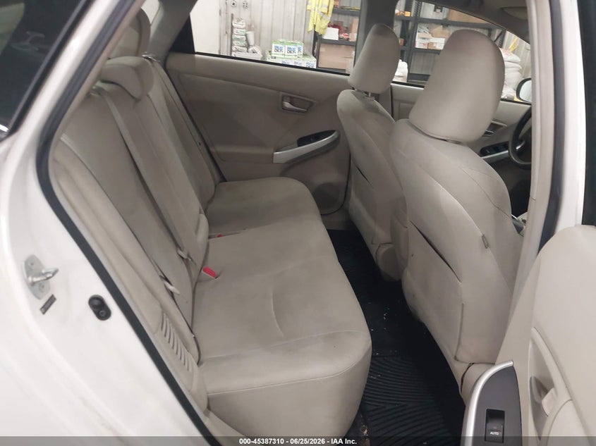 2012 TOYOTA PRIUS auction photo 8