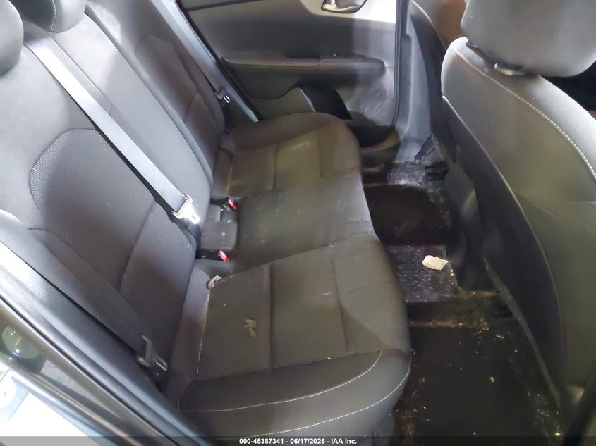 2021 KIA FORTE auction photo 8
