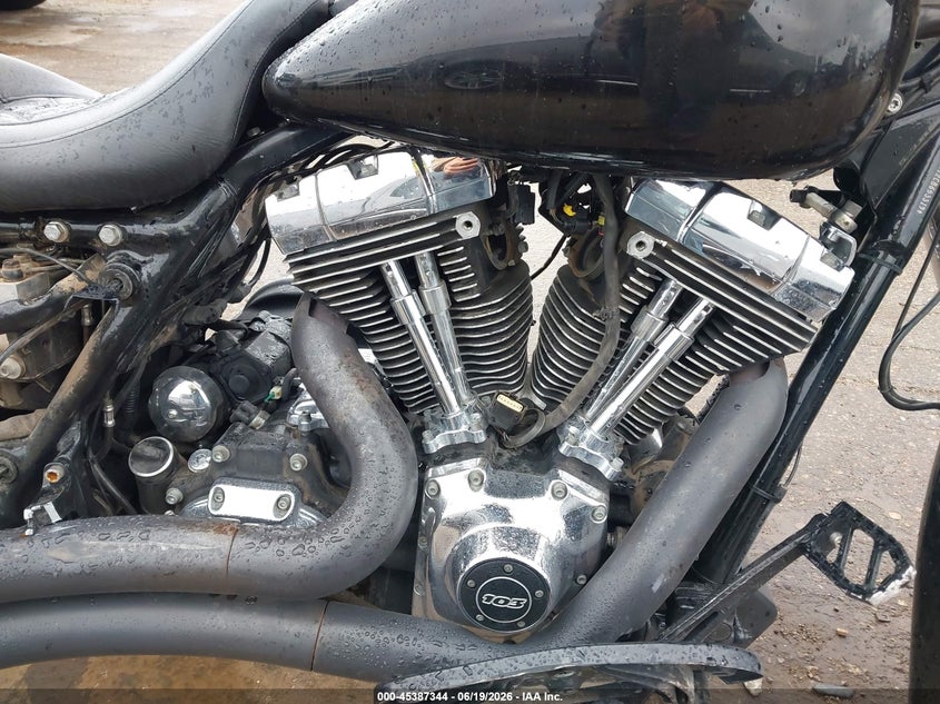 2012 HARLEY-DAVIDSON FLHX auction photo 8