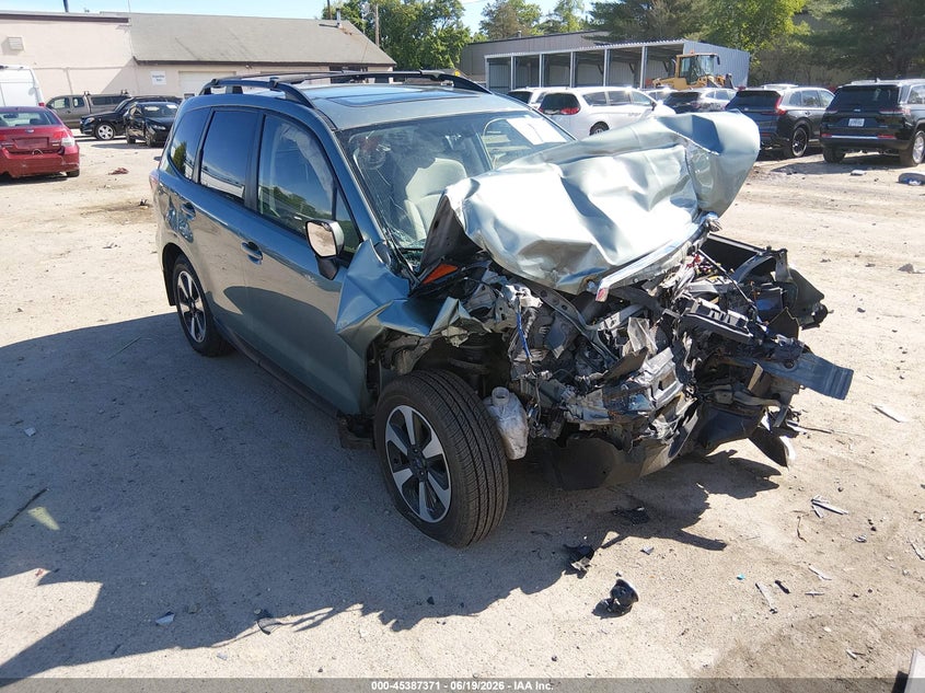 Vin: jf2sjaec4hh582312, lot: 45885366, subaru forester 2.5i premium 2017 img_1