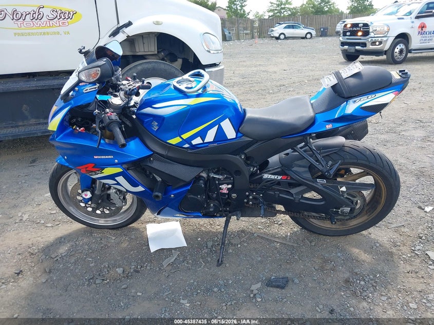 2015 Suzuki Gsx-R750 VIN: JS1GR7MA4F2100335 Lot: 45387435
