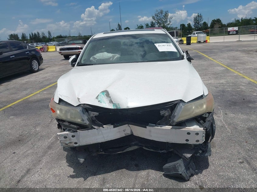 2014 Acura Ilx 2.0L VIN: 19VDE1F34EE010144 Lot: 45387442