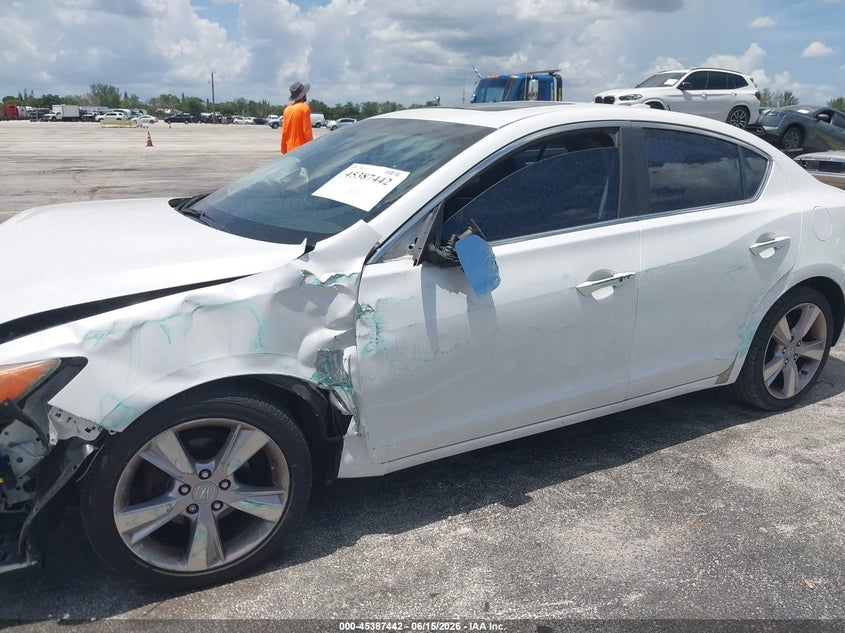 2014 Acura Ilx 2.0L VIN: 19VDE1F34EE010144 Lot: 45387442