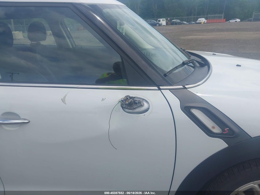 2015 MINI COUNTRYMAN auction photo 6