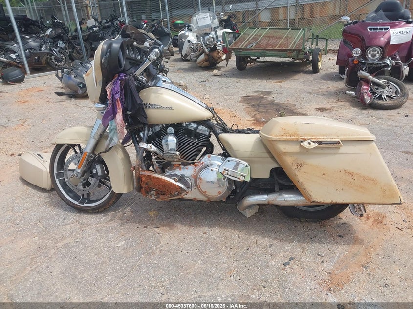 2014 Harley-Davidson Flhxs Street Glide Special VIN: 1HD1KRM1XEB626171 Lot: 45387600