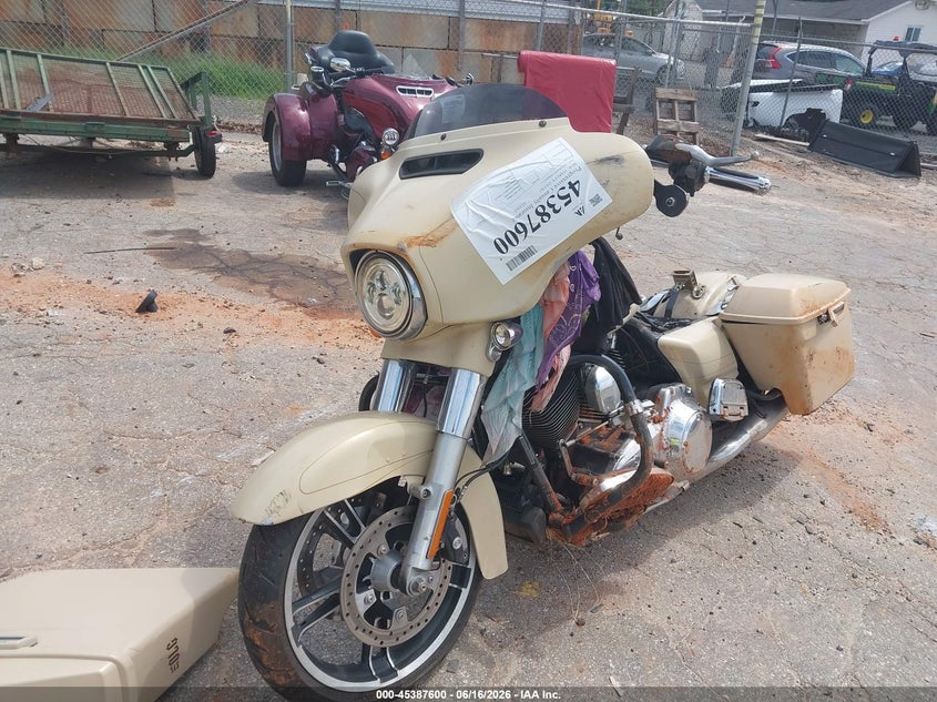 2014 HARLEY-DAVIDSON FLHXS auction photo 2