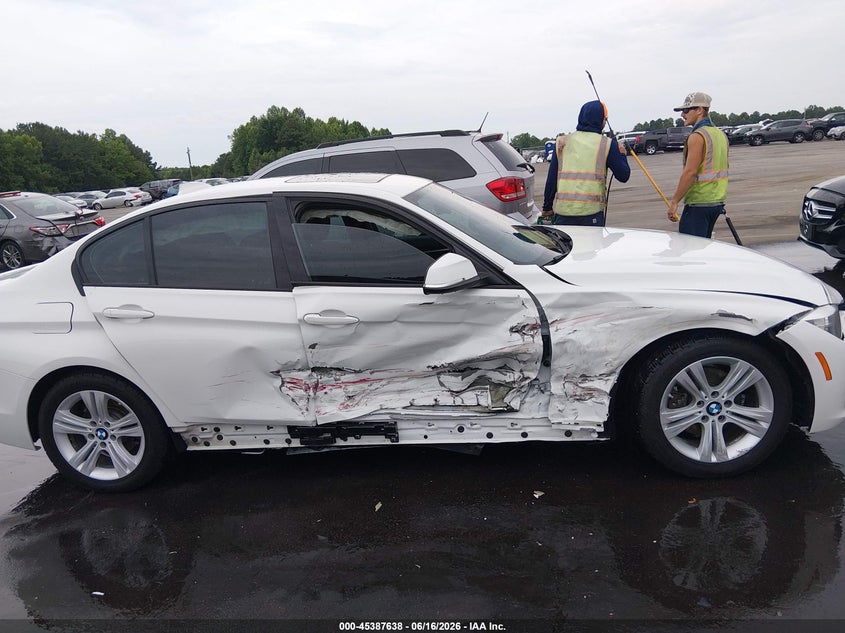 BMW 3 SERIES - zdjęcie 14