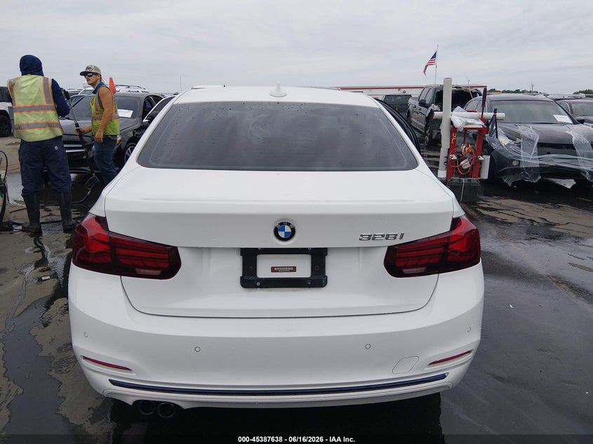 BMW 3 SERIES - zdjęcie 17