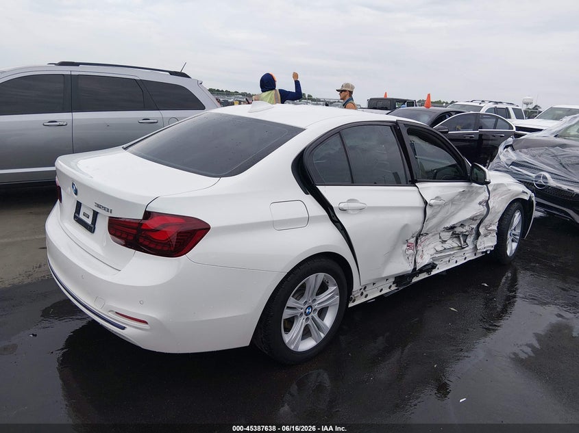 2016 BMW 3 SERIES auction photo 4