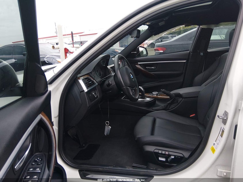 2016 BMW 3 SERIES auction photo 5