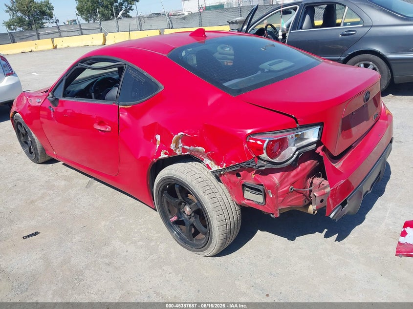 Vin: jf1znaa10f9708751, lot: 45885682, scion fr-s 20153