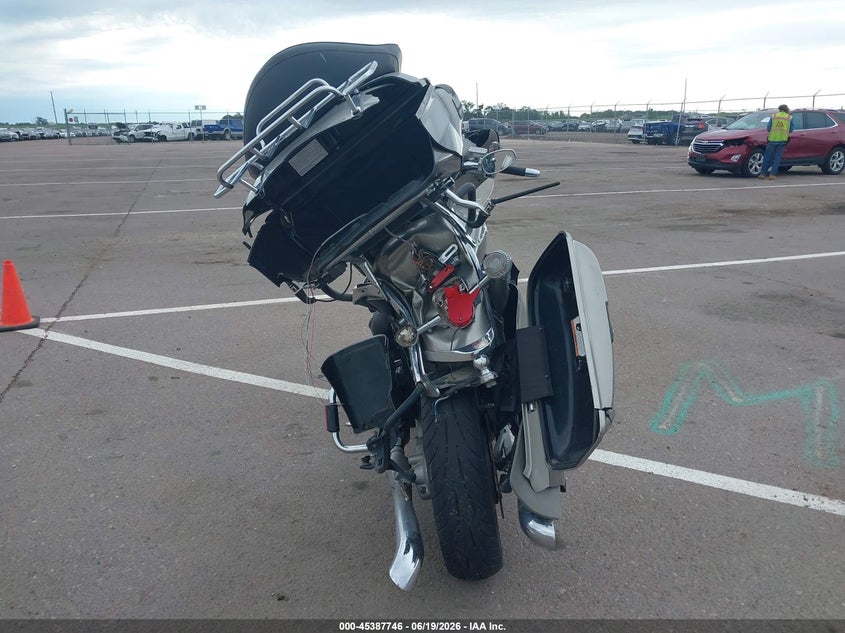 2002 YAMAHA XVZ13 auction photo 6