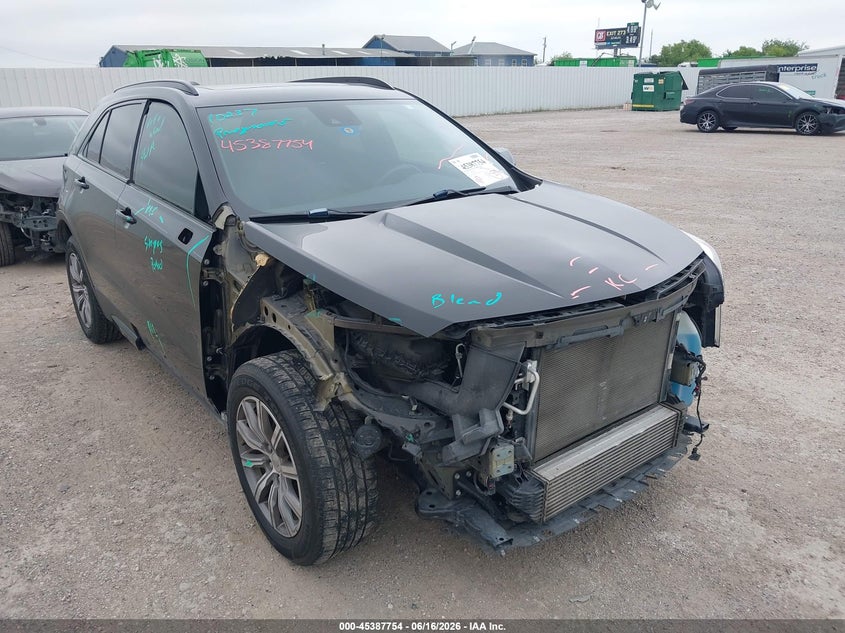 2019 CADILLAC XT4 auction photo 1