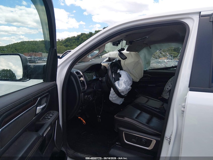 RAM 1500 2022 VIN 1C6SRFRTXNN223047