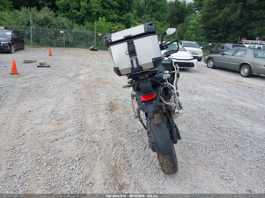 2023 TRIUMPH MOTORCYCLE TIGER auction photo 6