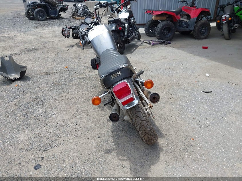 1982 YAMAHA XV750 auction photo 6