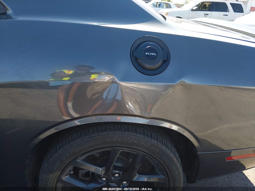 2022 DODGE CHALLENGER auction photo 6