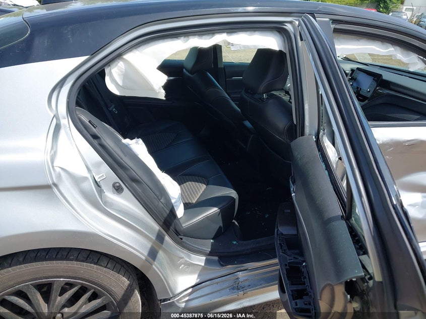 2022 TOYOTA CAMRY auction photo 8