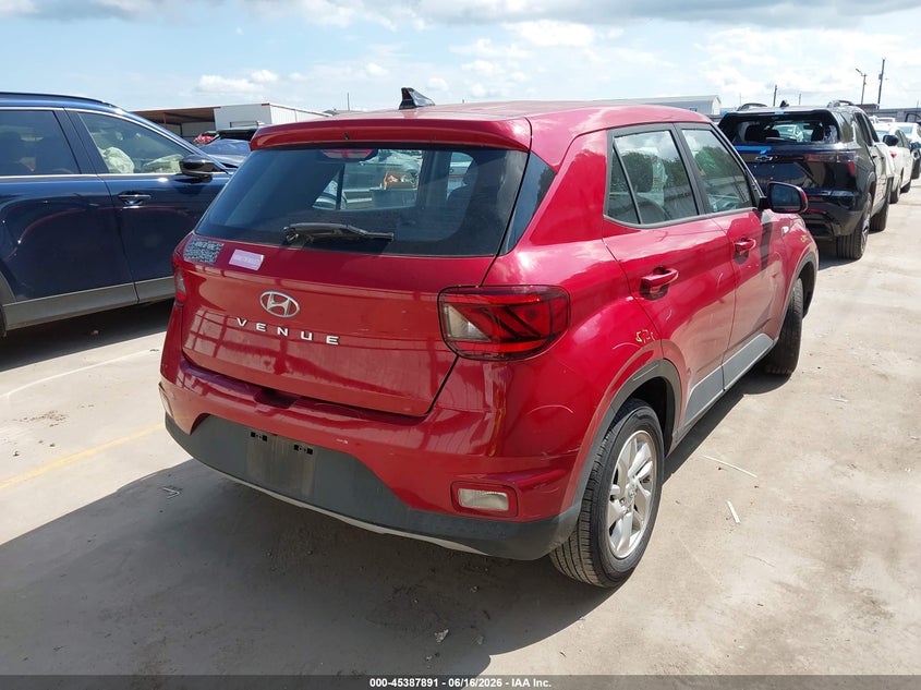 2021 HYUNDAI VENUE auction photo 4