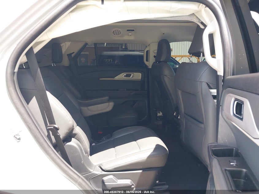2025 Ford Explorer Active VIN: 1FMUK8DH2SGC88040 Lot: 45387910