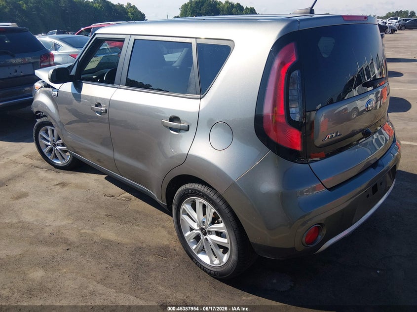 2018 KIA SOUL auction photo 3