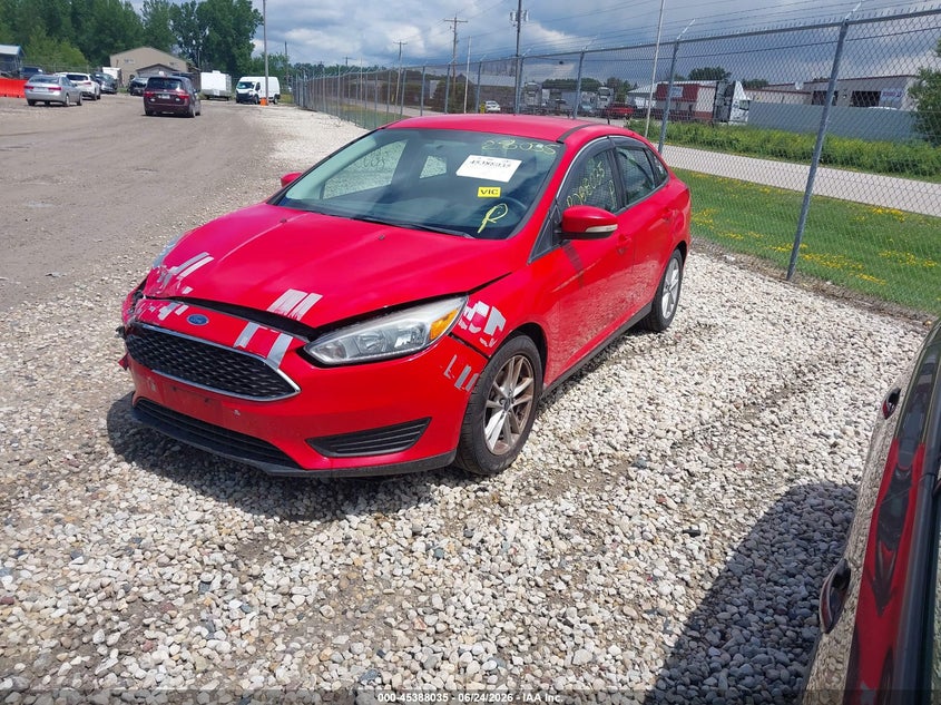 Vin: 1fadp3f27fl244619, lot: 45886030, ford focus se 20152