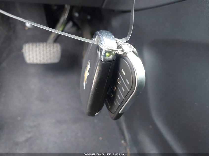 CHEVROLET EQUINOX 2020 VIN 2GNAXUEV9L6212698