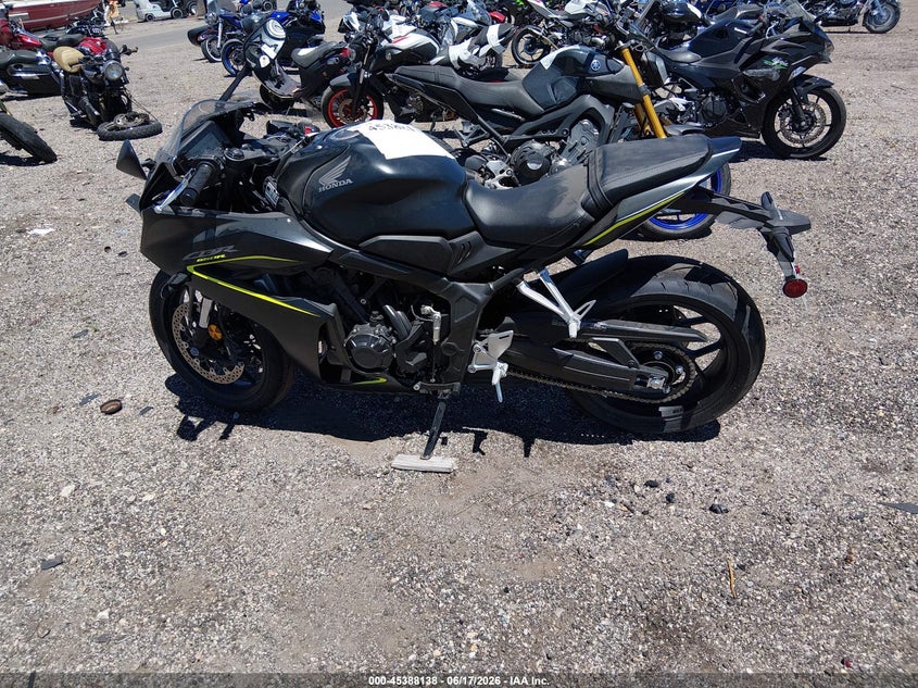 2026 Honda Cbr650 R VIN: MLHRH1556T5200976 Lot: 45388138