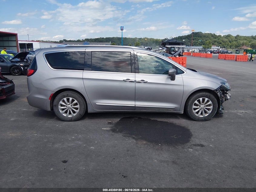 CHRYSLER PACIFICA - zdjęcie 14