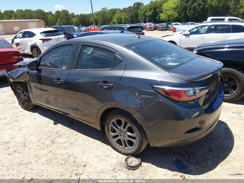 VIN 3MYDLBYVXKY520155 2019 TOYOTA YARIS LE