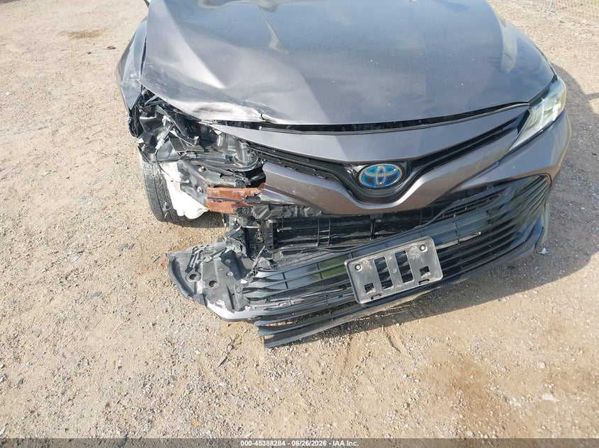 2019 TOYOTA CAMRY HYBRID auction photo 6