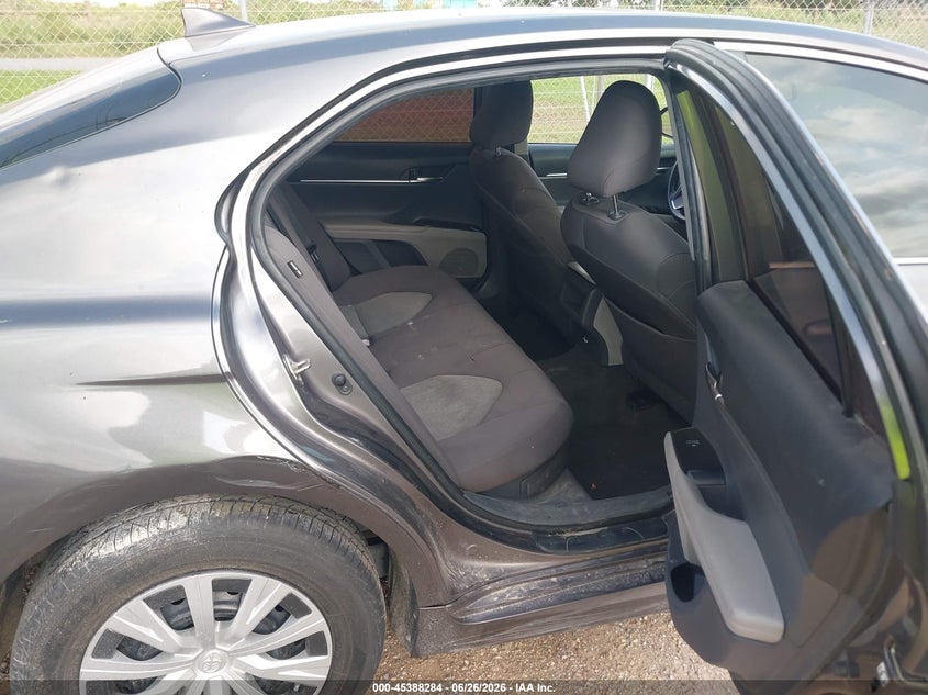 2019 TOYOTA CAMRY HYBRID auction photo 8