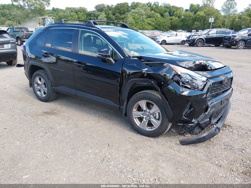 2025 TOYOTA RAV4 XLE