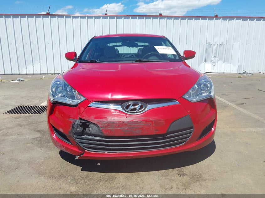 2013 Hyundai Veloster Base W/Gray VIN: KMHTC6AD6DU096574 Lot: 45388542