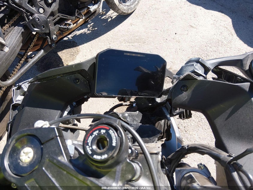 2025 Kawasaki Ex650 P VIN: ML5EXEP13SDAD9750 Lot: 45388632