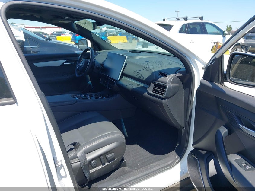 2024 VINFAST VF 8 auction photo 5