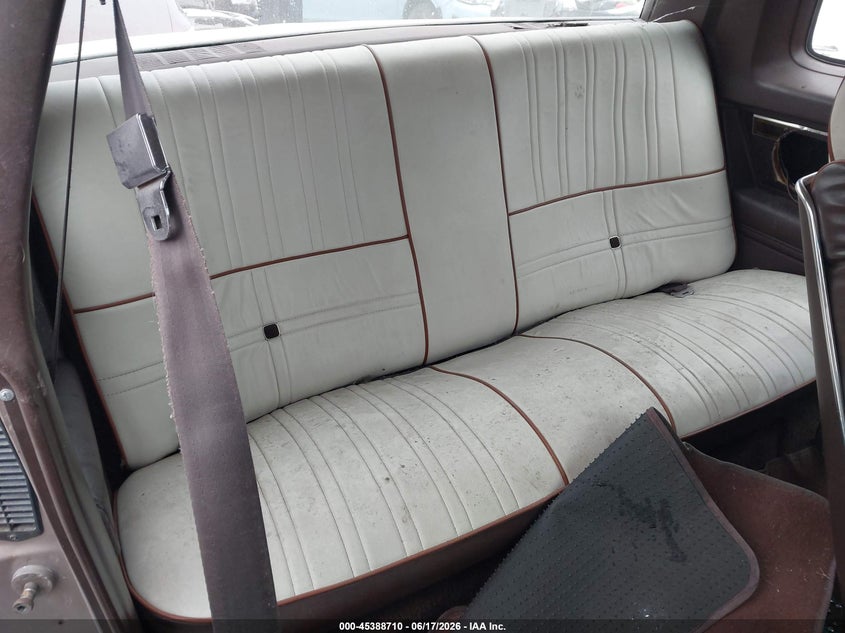 1984 OLDSMOBILE CUTLASS SUPREME auction photo 8