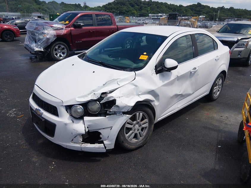 2014 CHEVROLET SONIC auction photo 2