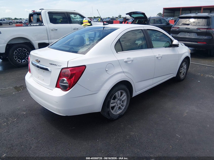 2014 CHEVROLET SONIC auction photo 4
