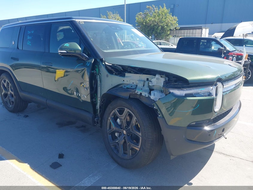 2026 Rivian R1S Dual Motor Standard Pack VIN: 7PDSGGBA9TN076206 Lot: 45388840