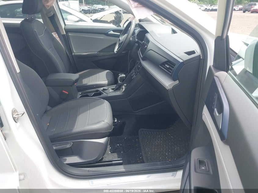 2024 VOLKSWAGEN TAOS auction photo 5