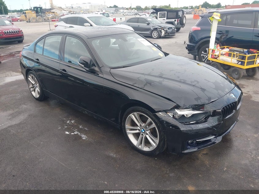 2013 BMW 328I — zdjęcie z aukcji