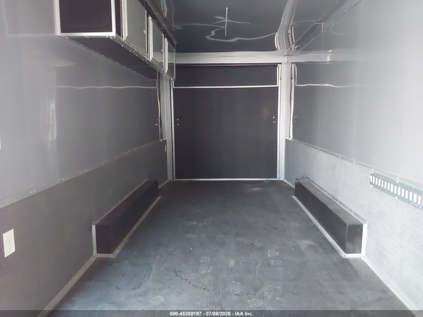 2018 SPARTAN CARGO TRAI auction photo 5