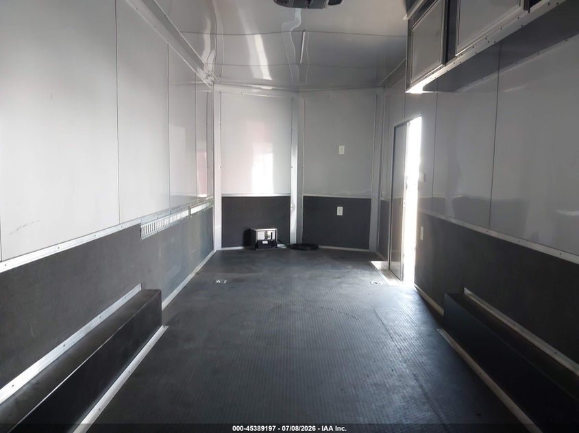 2018 SPARTAN CARGO TRAI auction photo 8