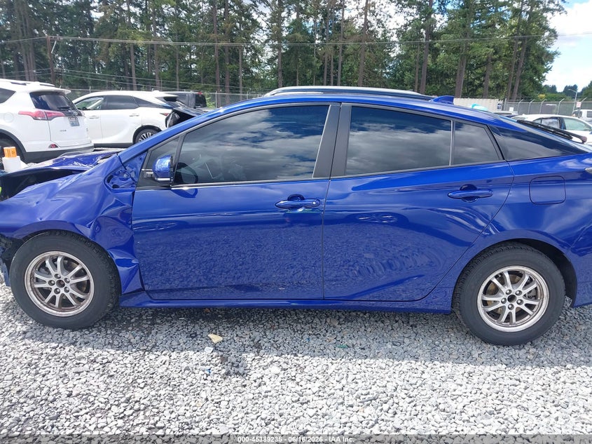 2016 TOYOTA PRIUS FOUR — Photo 15