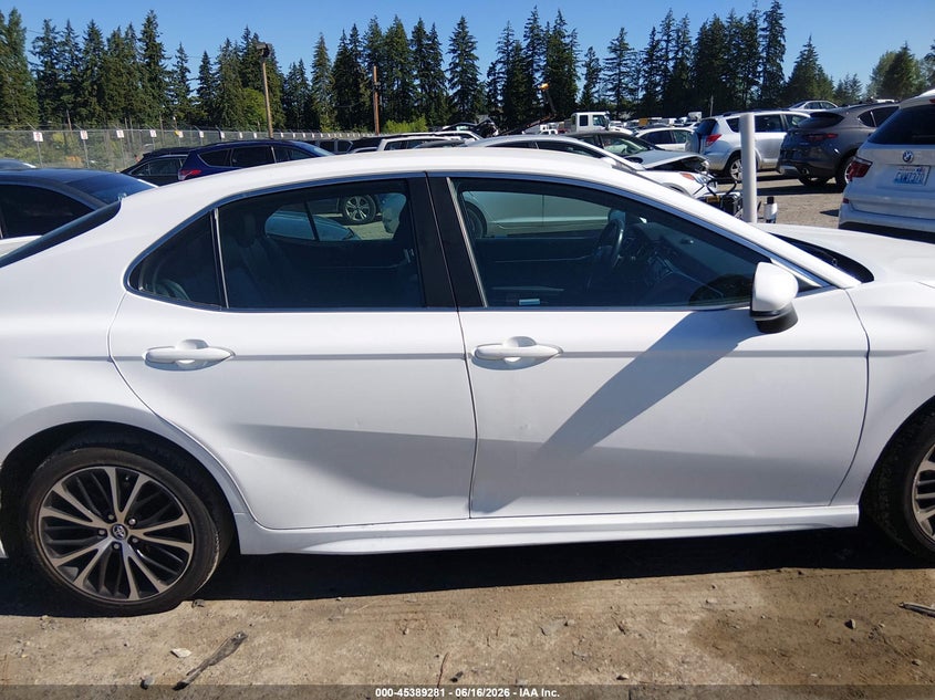 2018 TOYOTA CAMRY SE — Photo 14